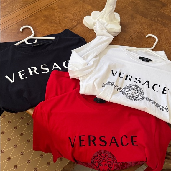 Set of 3 Versace men’s t shirts - Picture 1 of 7